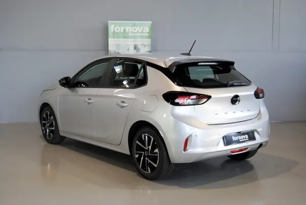 Opel Corsa 1.2 T Edition 8