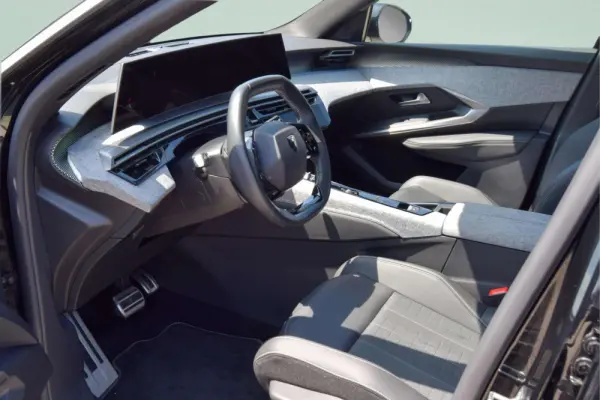 Peugeot E-5008 73 kWh GT 36