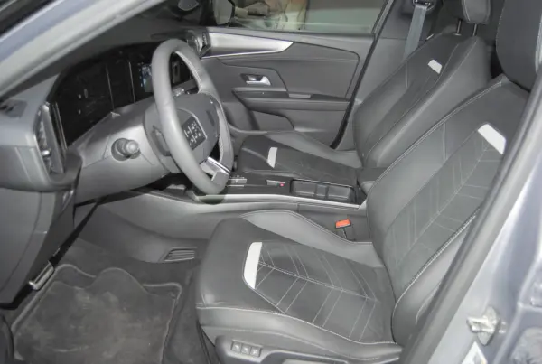 Opel Mokka 1.2 Hybrid GS eDCT 15