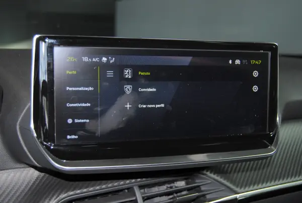 Peugeot 2008 1.2 Hybrid Allure e-DCS6 36