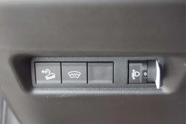Jeep Avenger 54 kWh Summit 25