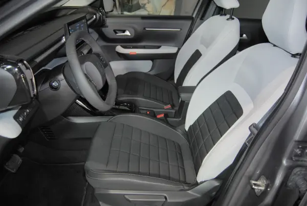 Citroen e-C3 44 kWh Autonomia Conforto Max 16