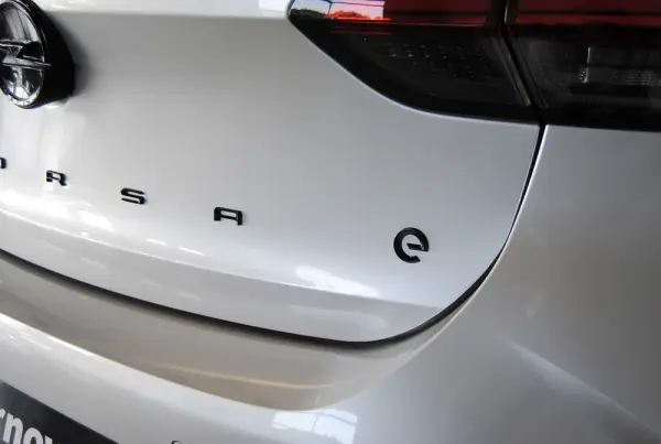 Opel Corsa-e e-GS 15