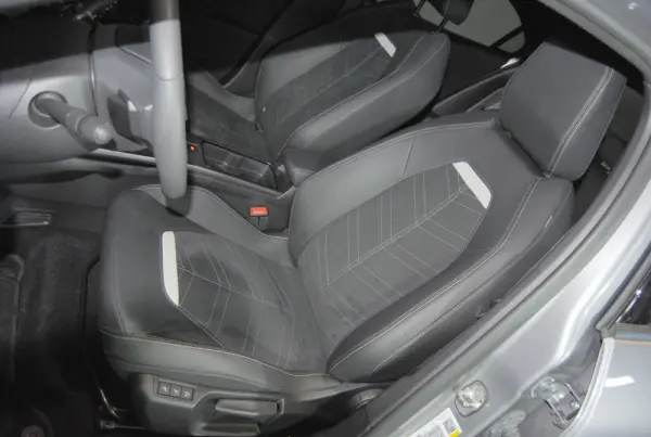 Opel Mokka 1.2 Hybrid GS eDCT 16