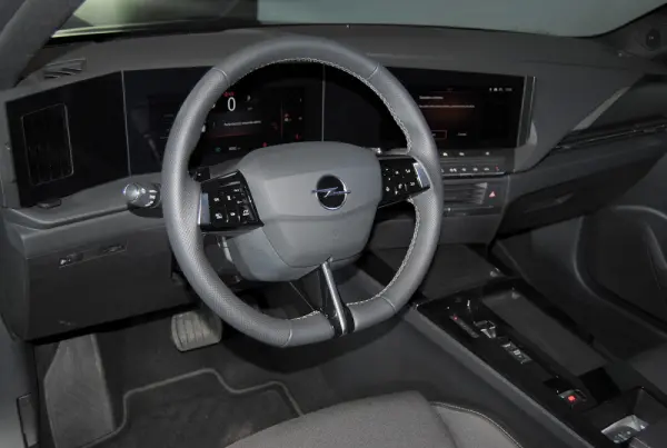 Opel Astra Sports Tourer 1.2T Hybrid GS 16