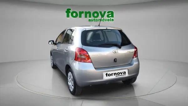 Toyota Yaris 1.0 VVT-i Sol 7
