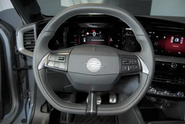 Opel Mokka 1.2 Hybrid GS eDCT 19