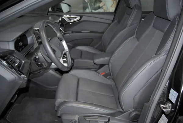 Audi Q4 e-tron 45 82 kWh SE S-Line Plus 17