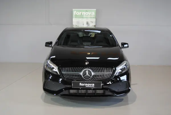 Mercedes-Benz A 180 AMG Line 3