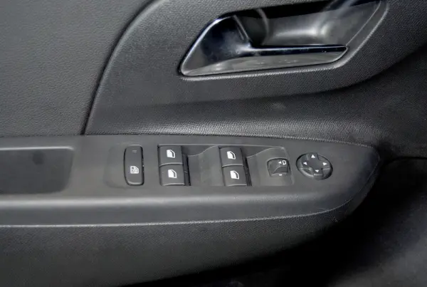 Opel Corsa-e e-GS 44