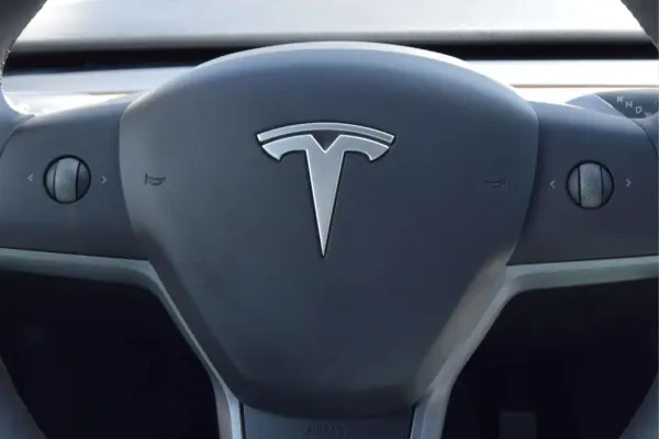 Tesla Model 3 Long-Range AWD Dual Motor 19
