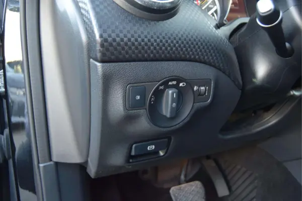 Mercedes-Benz A 180 D URBAN AUTO 10