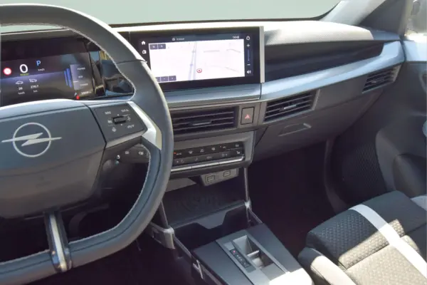 Opel Frontera 44 kWh GS 8