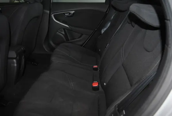 Volvo V40 2.0 D2 Kinetic 15