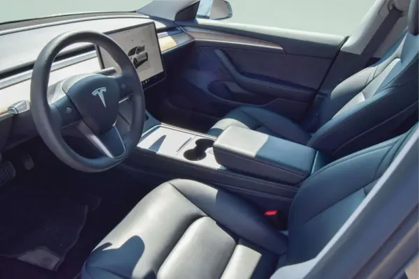 Tesla Model 3 Long-Range AWD Dual Motor 31