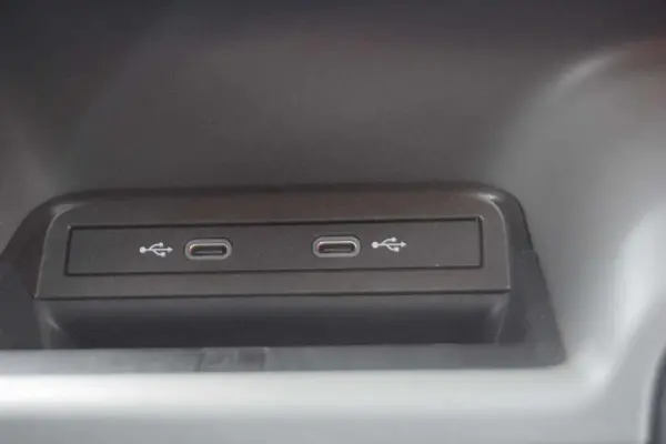 Volkswagen ID.Buzz 91 kWh Pro 17