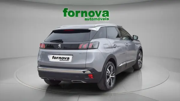 Peugeot 3008 1.6 Hybrid GT e-EAT8 4