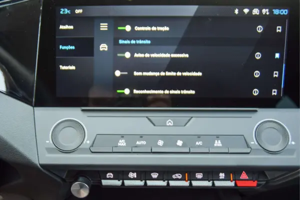 Peugeot 408 1.2 Hybrid Allure e-DCS6 11