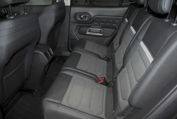 Citroen C5 Aircross 1.2 PureTech C-Series 18