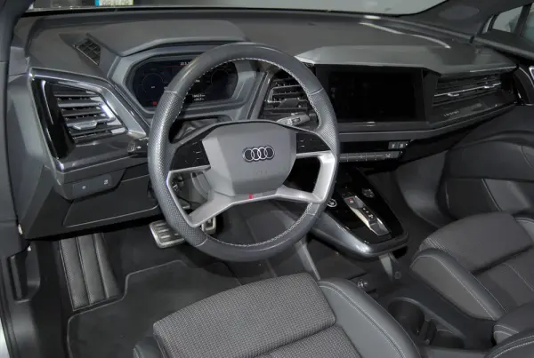 Audi Q4 Sportback e-tron 45 82 kWh SE S-Line Plus 20