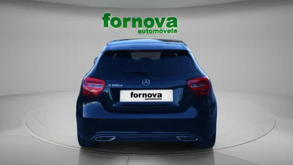 Mercedes-Benz A 180 D URBAN AUTO 6