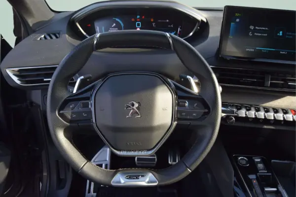 Peugeot 3008 1.6 Hybrid GT e-EAT8 19