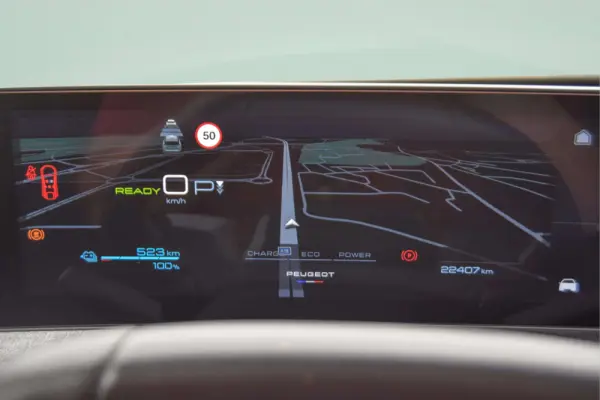 Peugeot E-3008 73 kWh GT 18