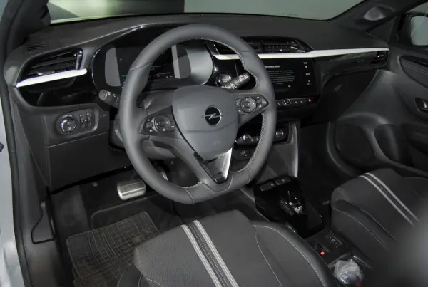 Opel Corsa-e e-GS 16