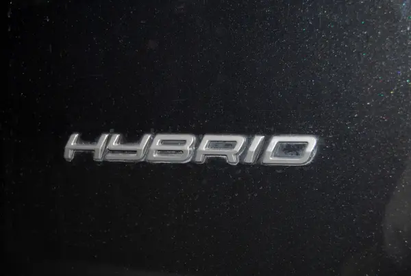 Peugeot 2008 1.2 Hybrid Allure e-DCS6 39