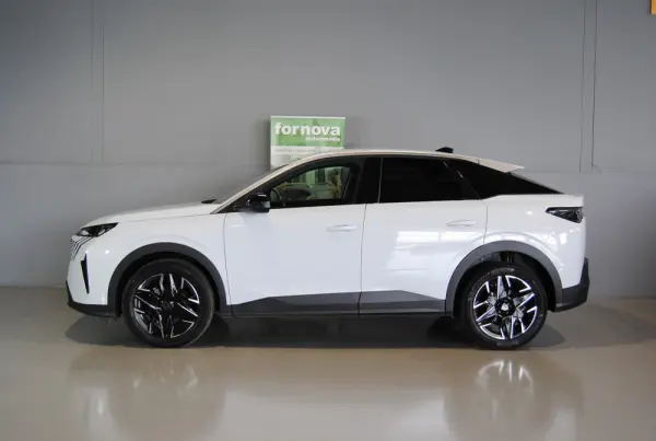 Peugeot 3008 1.2 Hybrid Allure e-DCS6 9