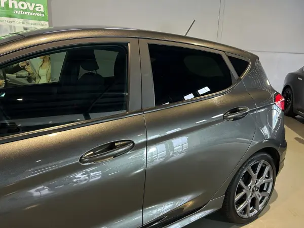Ford Fiesta 1.0 EcoBoost ST-Line 14
