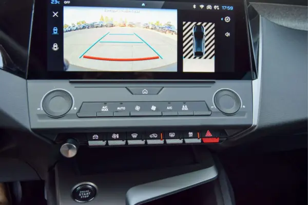 Peugeot 408 1.2 Hybrid Allure e-DCS6 16