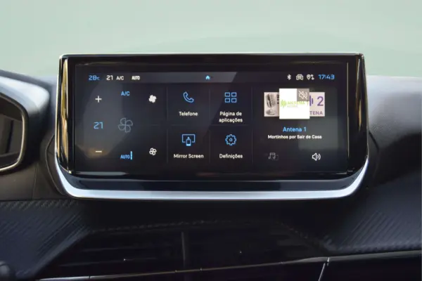 Peugeot 2008 1.2 Hybrid Allure e-DCS6 15