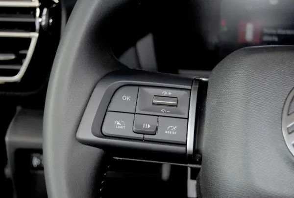 Citroen C4 1.2 Hybrid Collection e-DSC6 22