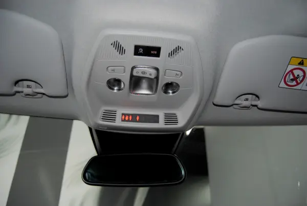 Citroen e-C3 44 kWh Autonomia Conforto Max 28