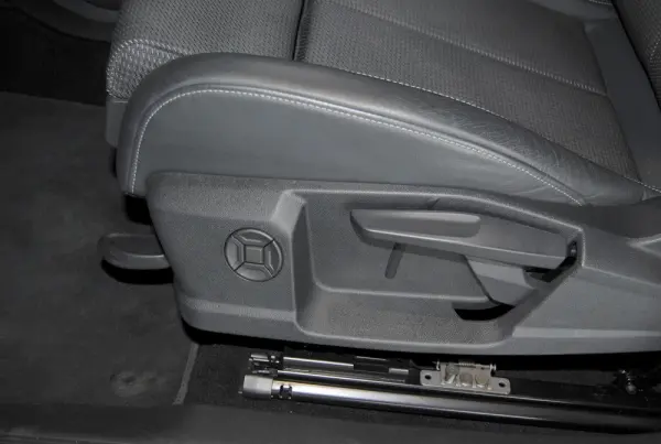 Audi Q4 e-tron 45 82 kWh SE S-Line Plus 18
