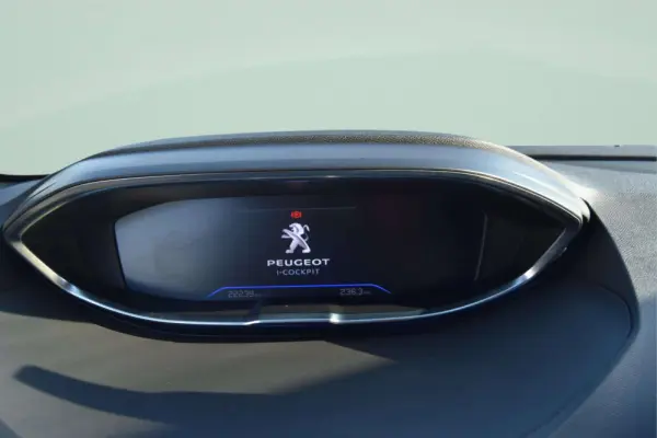 Peugeot 3008 1.6 Hybrid GT e-EAT8 17