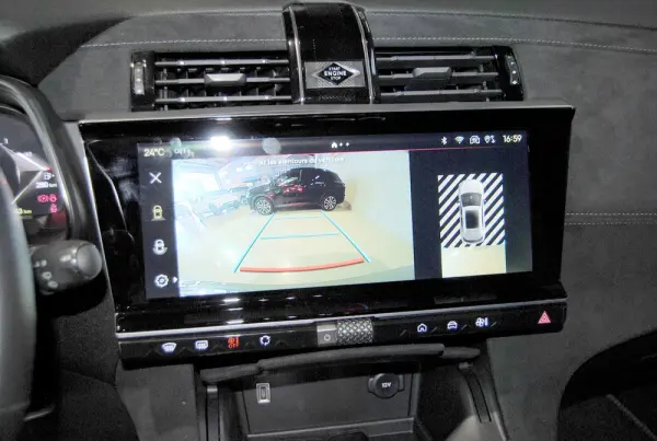 DS DS7 E-Tense Performance Line 19