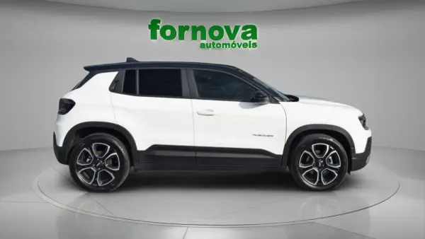 Jeep Avenger 54 kWh Summit 6