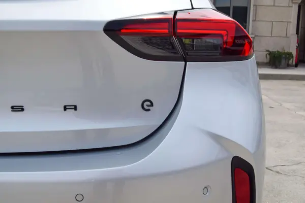 Opel Corsa-e e-GS 31