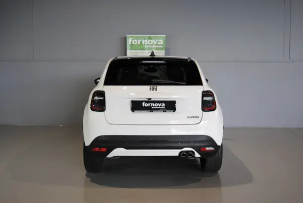 Fiat 600 1.2 Hybrid La Prima 7