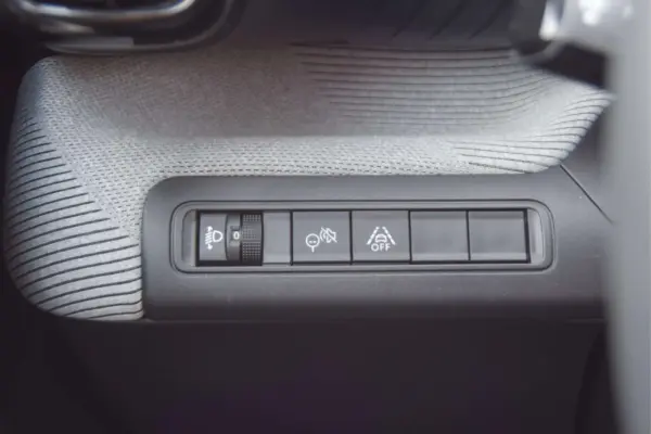 Citroen e-C3 44 kWh Autonomia Conforto Max 21