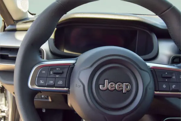 Jeep Avenger 54 kWh Summit 39