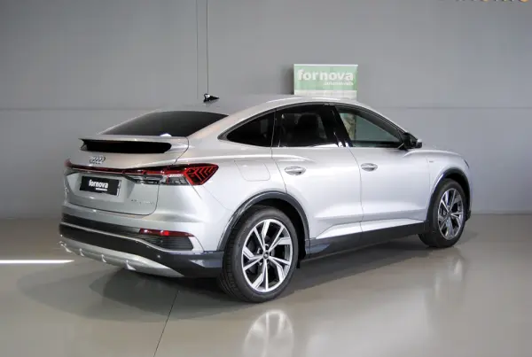 Audi Q4 Sportback e-tron 45 82 kWh SE S-Line Plus 6