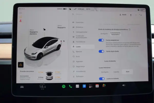 Tesla Model 3 Long-Range AWD Dual Motor 10