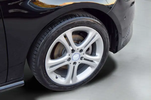 Mercedes-Benz A 180 180d Urban 21