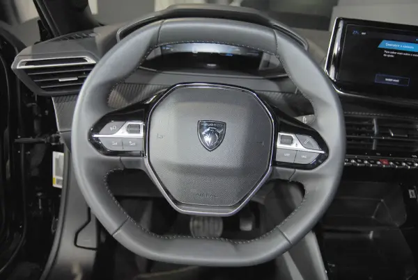 Peugeot 2008 1.2 Hybrid Allure e-DCS6 19