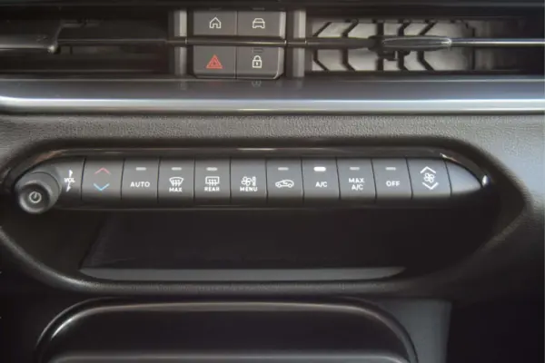 Fiat 600 1.2 Hybrid Icon 30