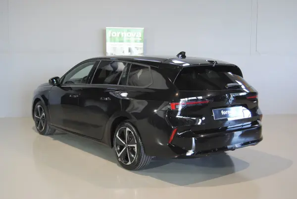 Opel Astra Sports Tourer 1.2T Hybrid GS 8