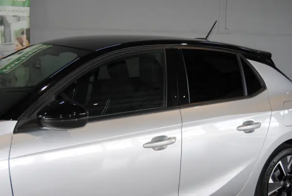 Opel Corsa-e e-GS 11